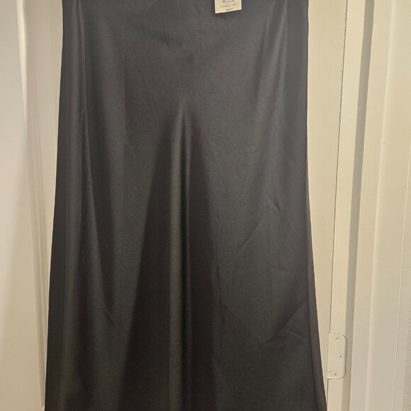 NWT J Crew Factory Slip Skirt - Picture 4 of 5